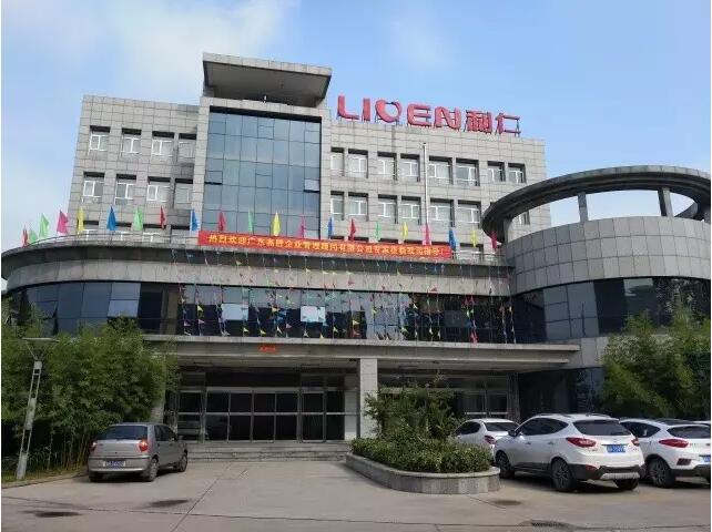 国庆长假结束的第一天，两个项目组同时进驻两个快速发展的企业！